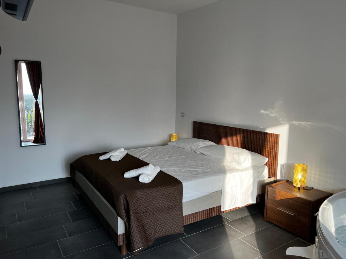 Habitat Luxury Suites Bellona Exteriör bild
