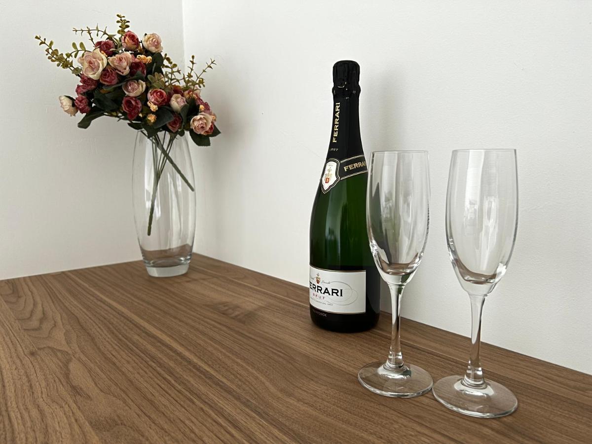 Habitat Luxury Suites Bellona Exteriör bild