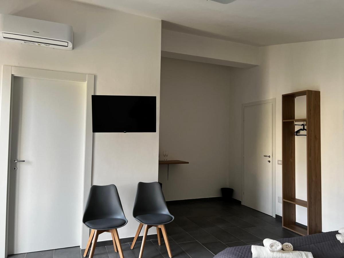 Habitat Luxury Suites Bellona Exteriör bild