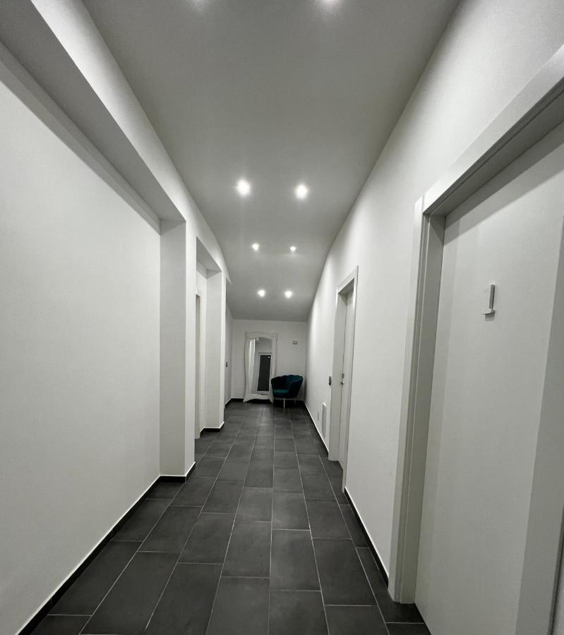 Habitat Luxury Suites Bellona Exteriör bild