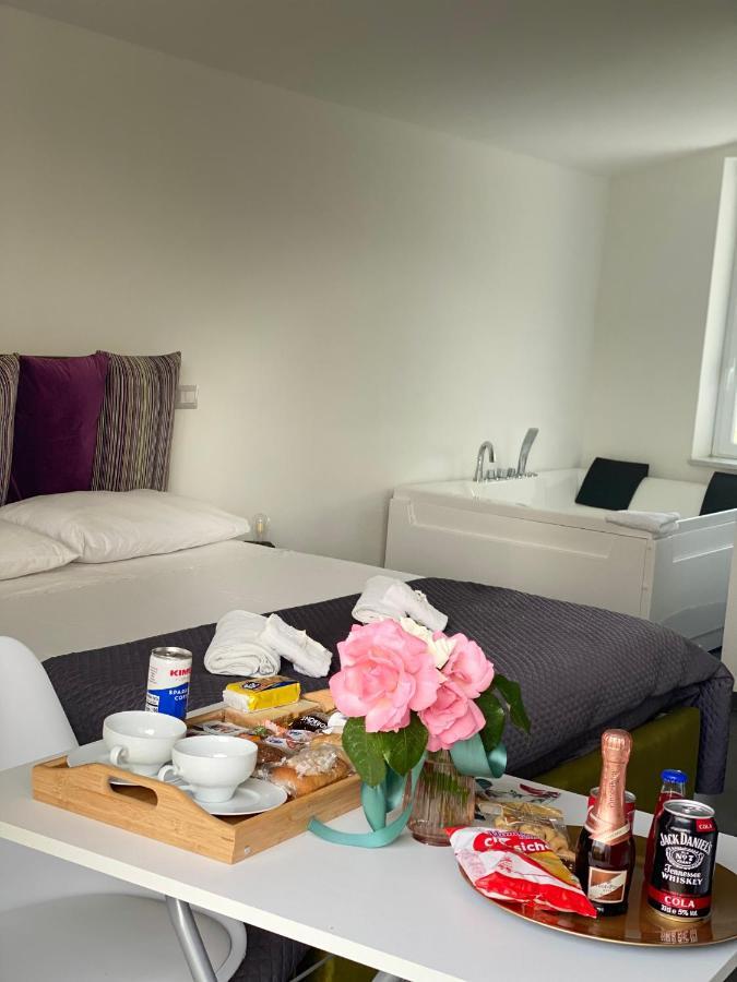 Habitat Luxury Suites Bellona Exteriör bild