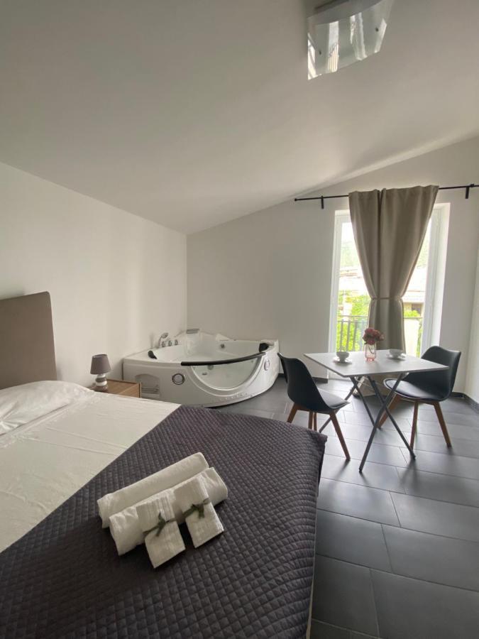 Habitat Luxury Suites Bellona Exteriör bild