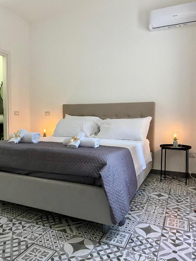 Habitat Luxury Suites Bellona Exteriör bild