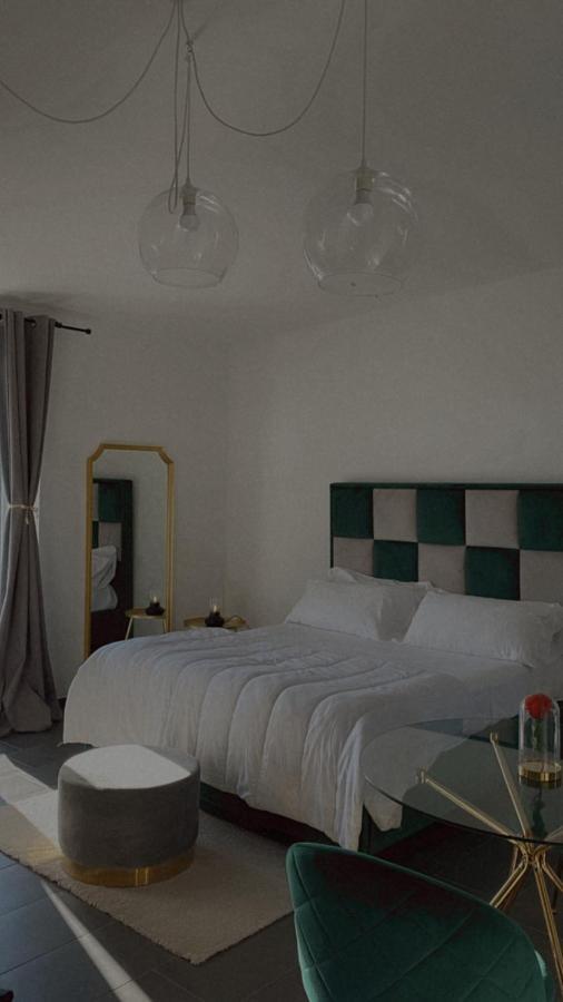 Habitat Luxury Suites Bellona Exteriör bild