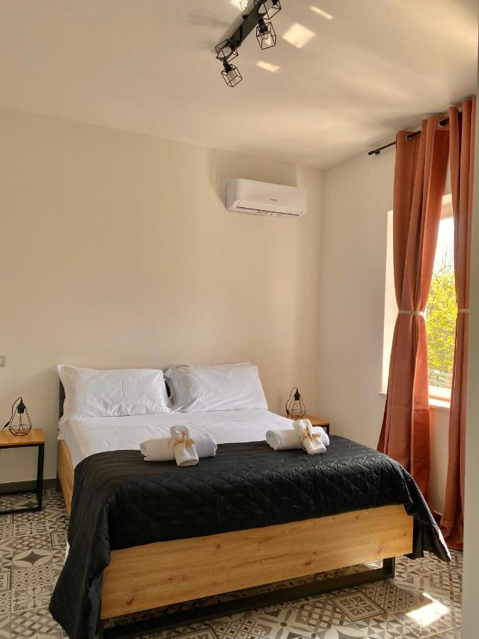 Habitat Luxury Suites Bellona Exteriör bild