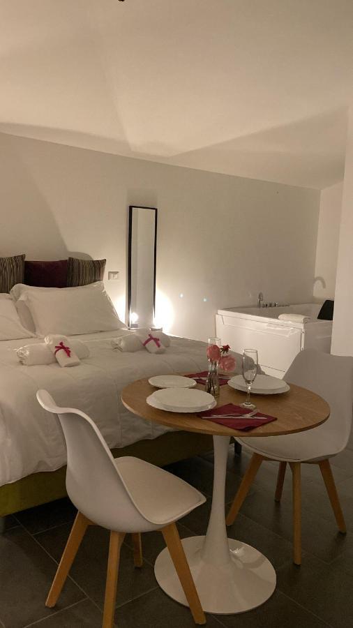 Habitat Luxury Suites Bellona Exteriör bild