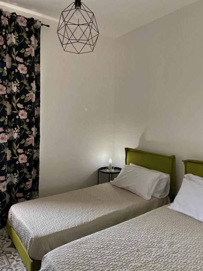 Habitat Luxury Suites Bellona Exteriör bild